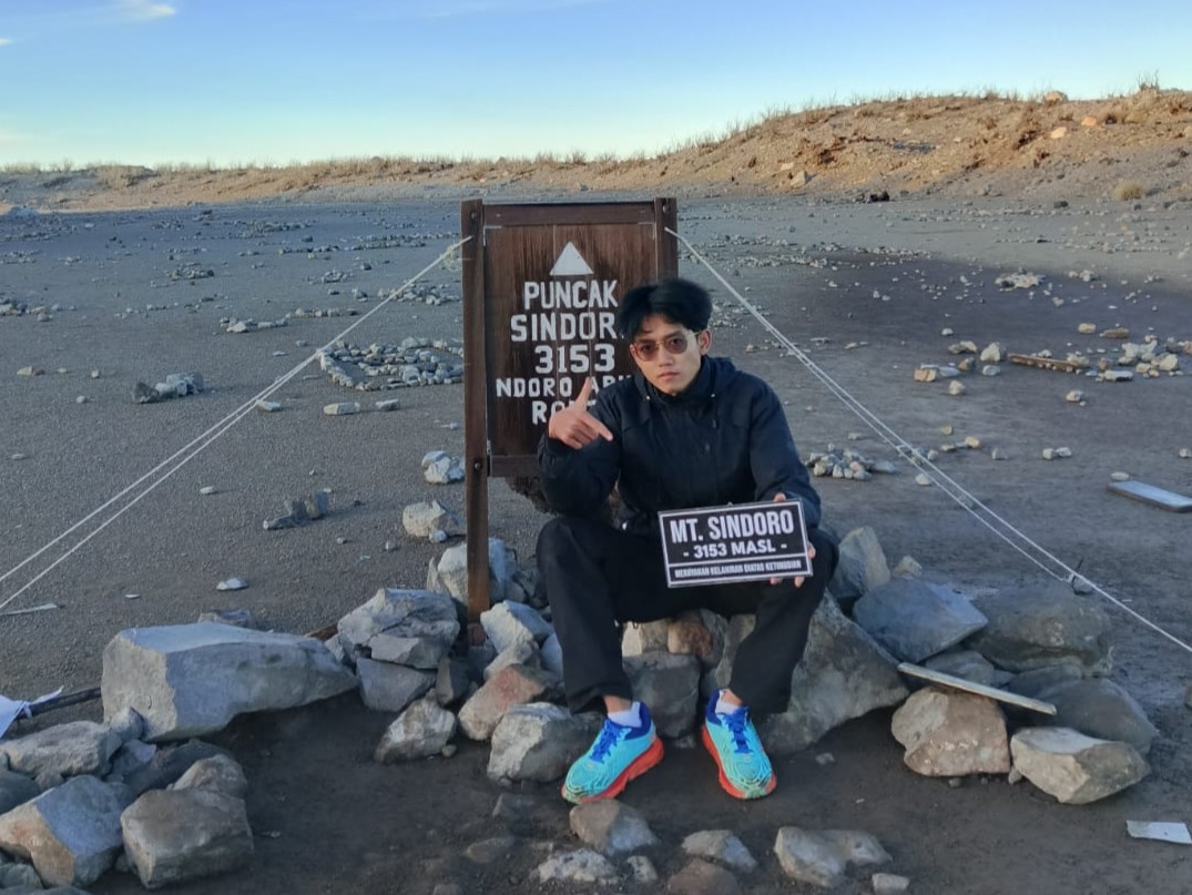 Maaf bukan mokondo, soalnya lagi di Sindoro